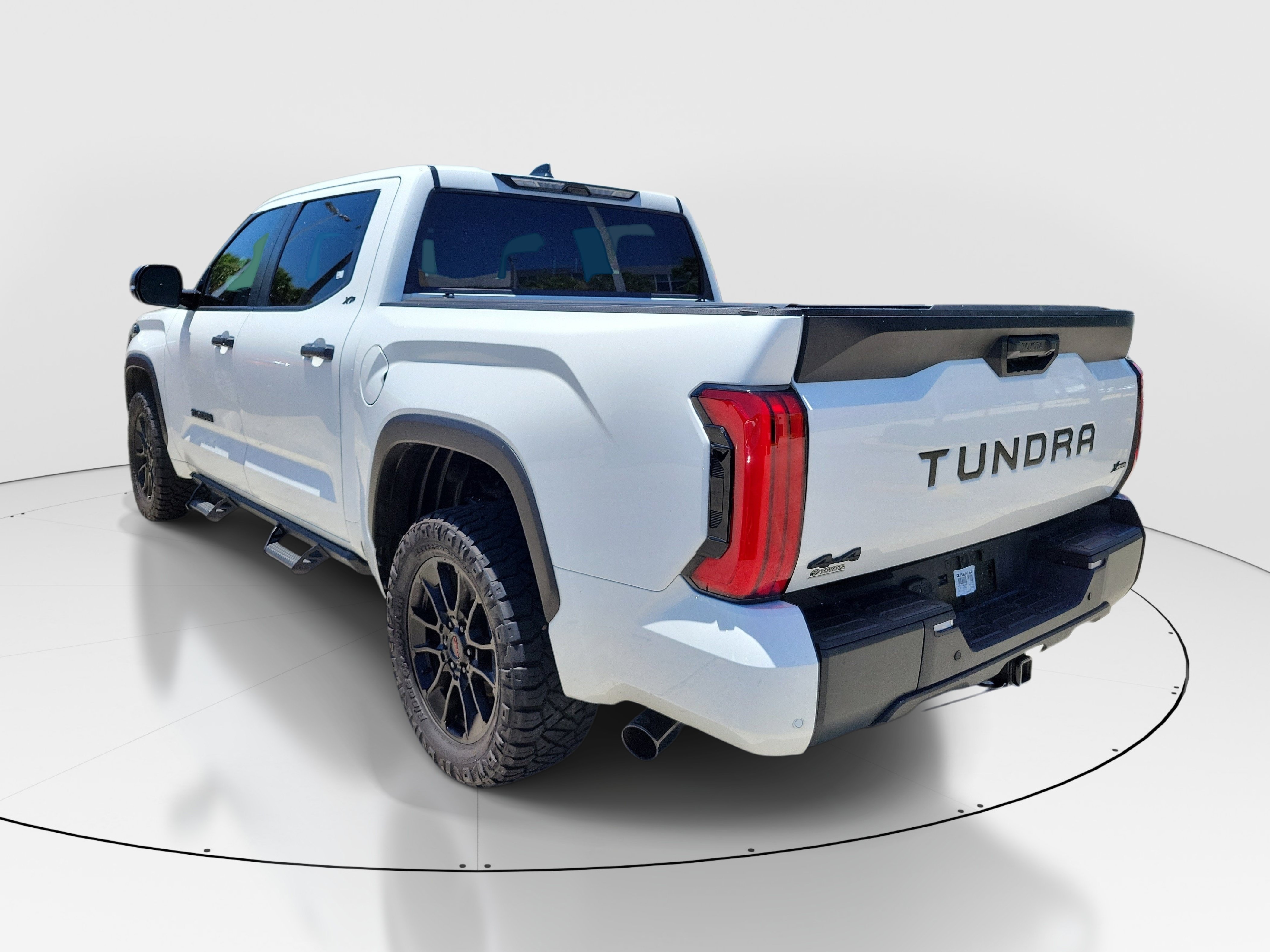 Certified Used 2025 Ice Toyota SR5 image 4