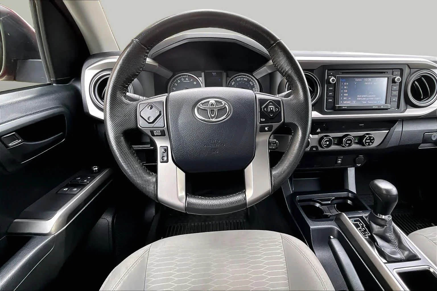 Used 2017 Barcelona Red Metallic Toyota SR5 image 6