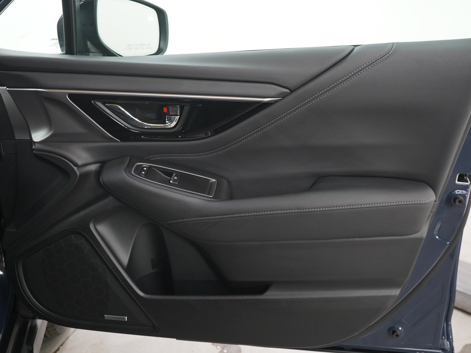 Used 2024 Cosmic Blue Pearl Subaru Limited image 12