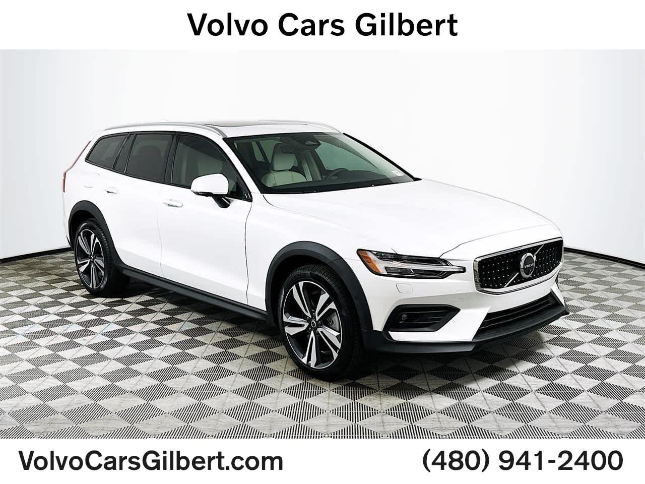 2026 Volvo V60 Cross Country Plus
