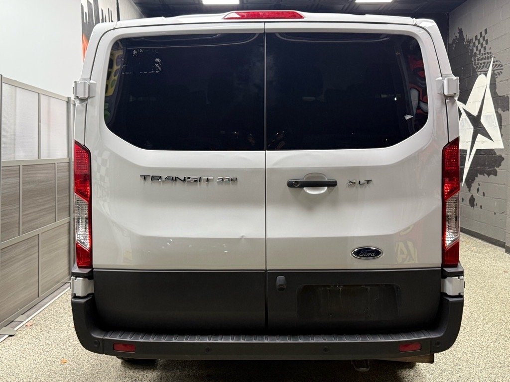 2022 Ford Transit XLT photo 3