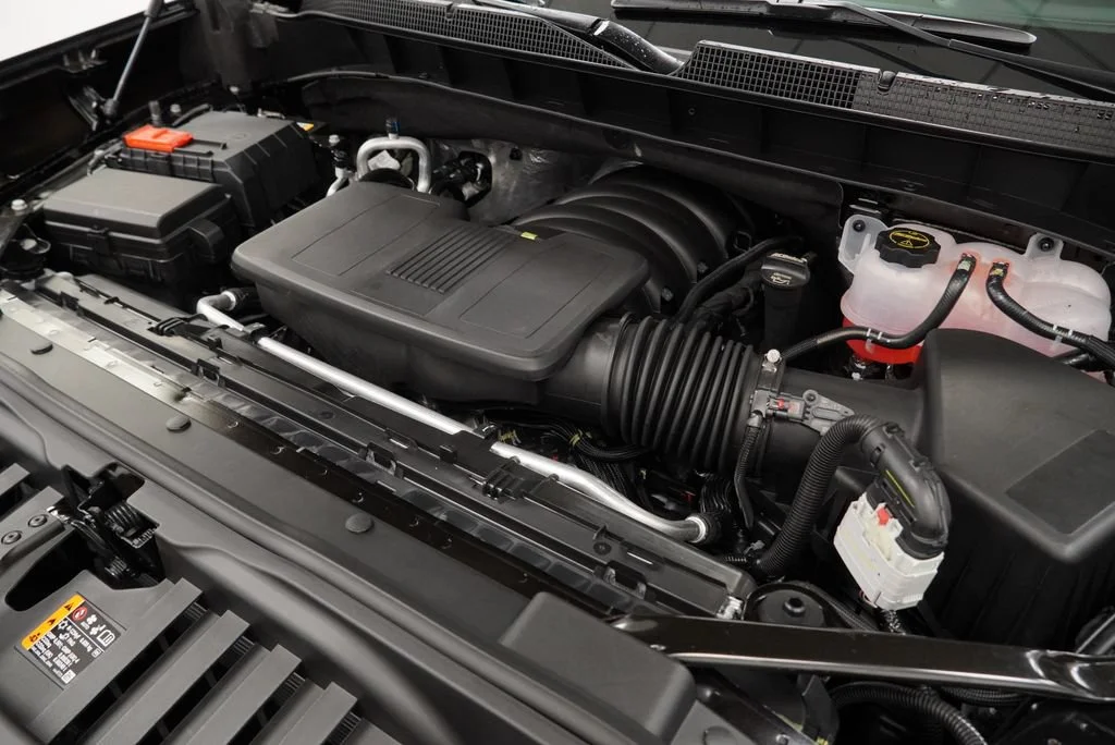 New 2026 Black Chevrolet LT image 40