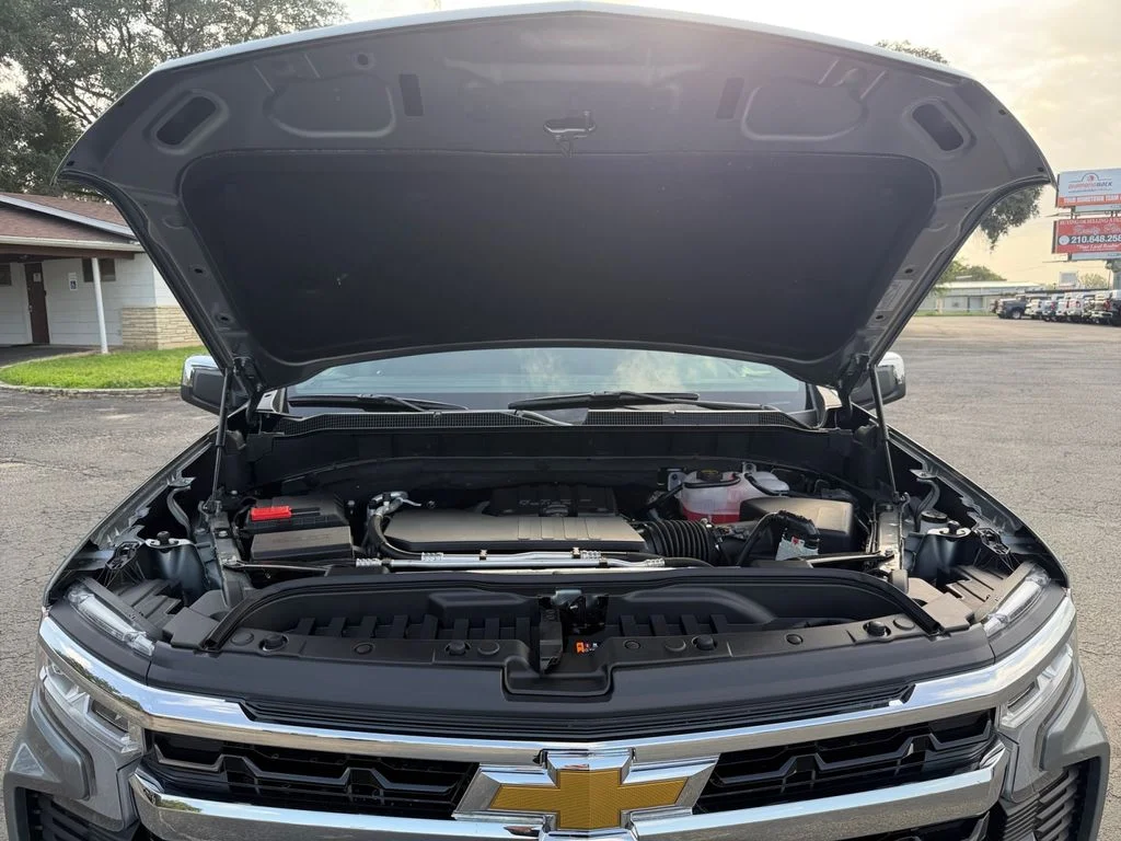 New 2026 Sterling Gray Metallic Chevrolet LT image 20