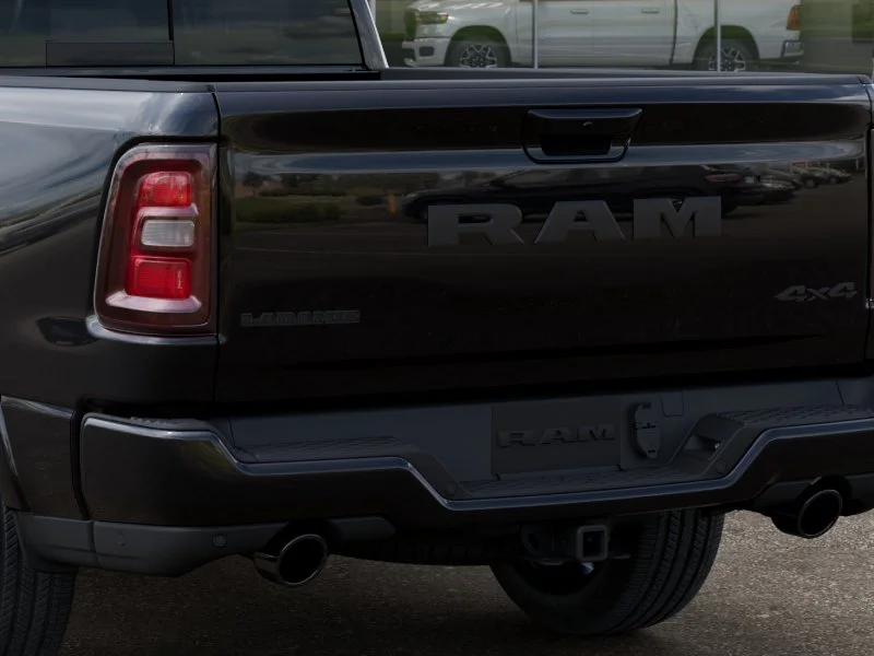 New 2026 Diamond Black Crystal Pearl-Coat Exterior Paint RAM Laramie image 39