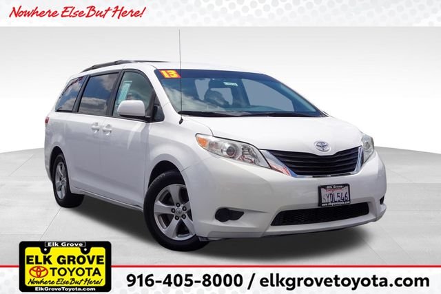 2013 Toyota Sienna LE V6 8-Passenger's photo
