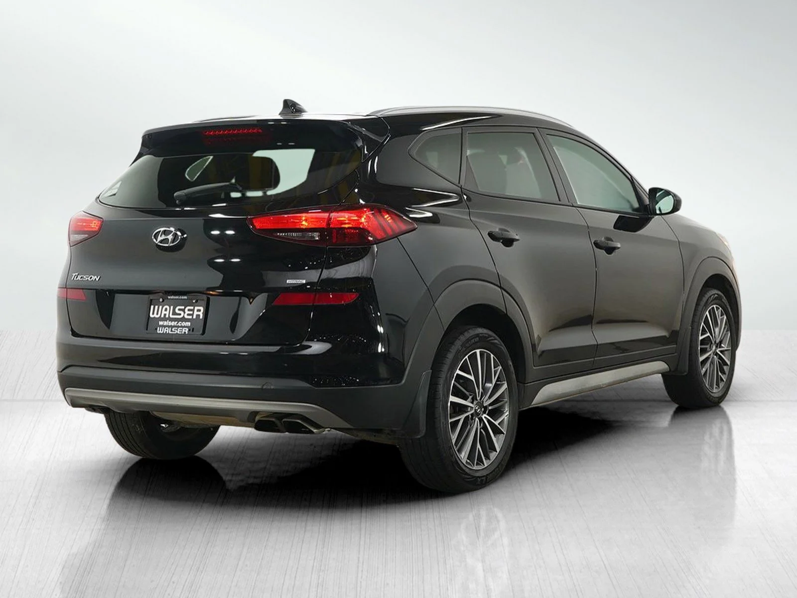 Used 2020 Black Noir Pearl Hyundai SEL image 5