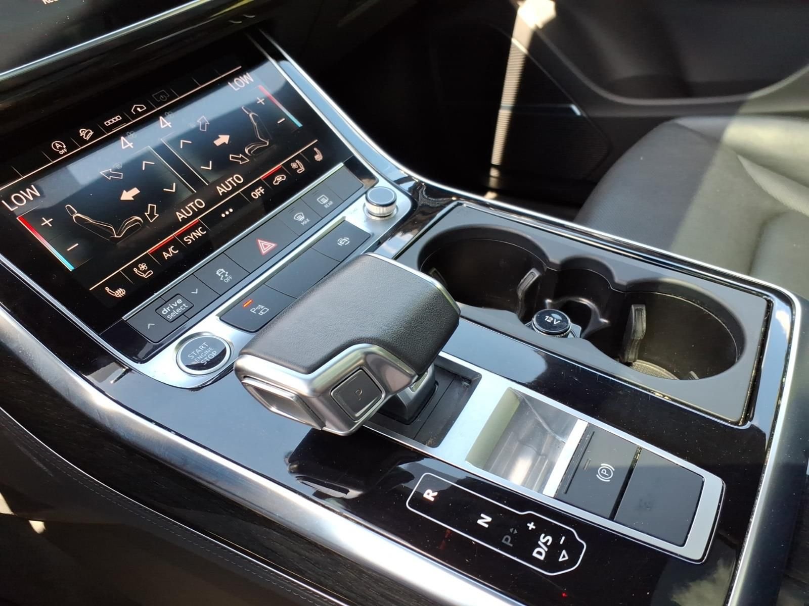Used 2023 White Audi  image 21