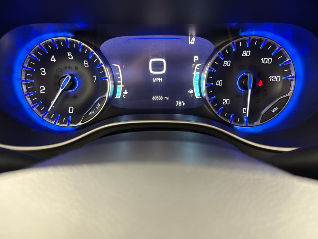 2022 Chrysler Pacifica Touring L - Photo 14