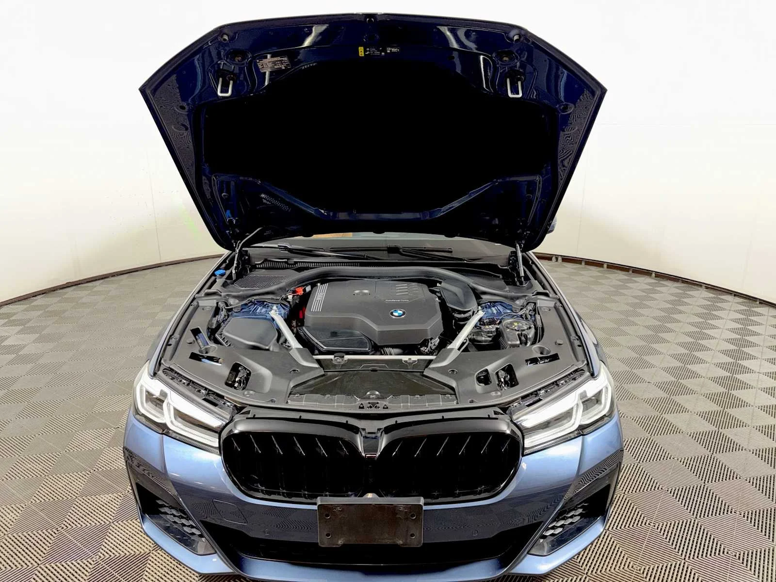 2023 BMW 5 Series 530i - Photo 31