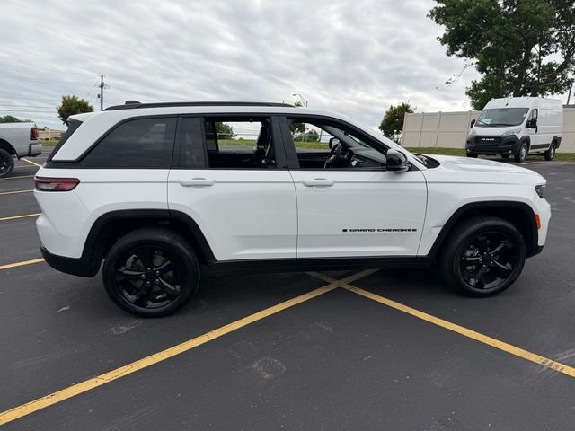 Certified Used 2023 White Jeep Limited image 6