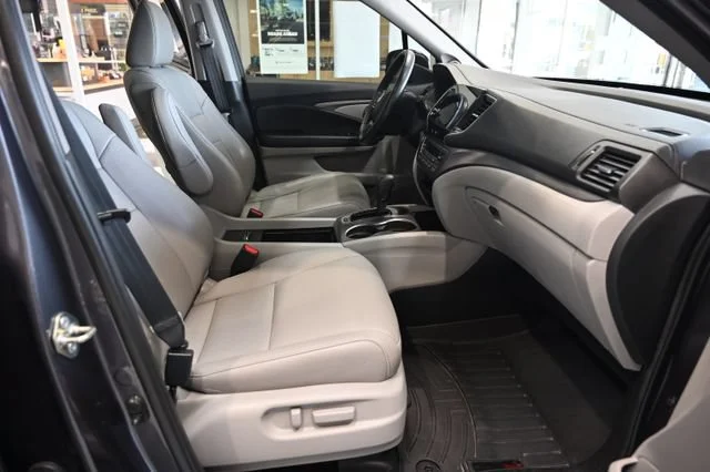 Used 2020 Gray Honda 2WD EX-L image 9