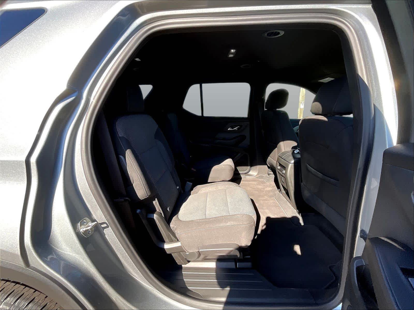 Certified Used 2024 Sterling Gray Metallic Chevrolet LT Cloth image 27