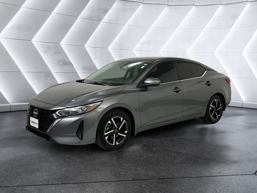 Used 2024 Gray Nissan SV image 3