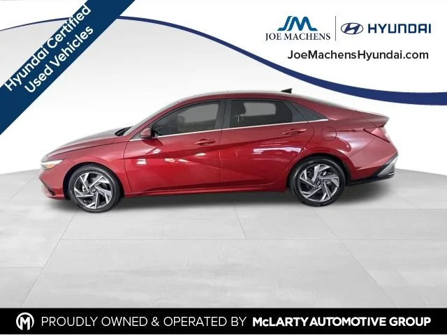 Used 2025 Red Hyundai SEL Convenience image 10
