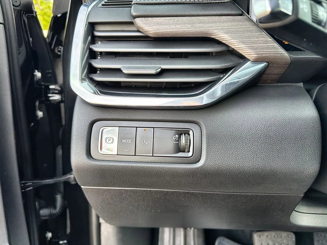 New 2026 Ebony Twilight Metallic GMC Denali image 15