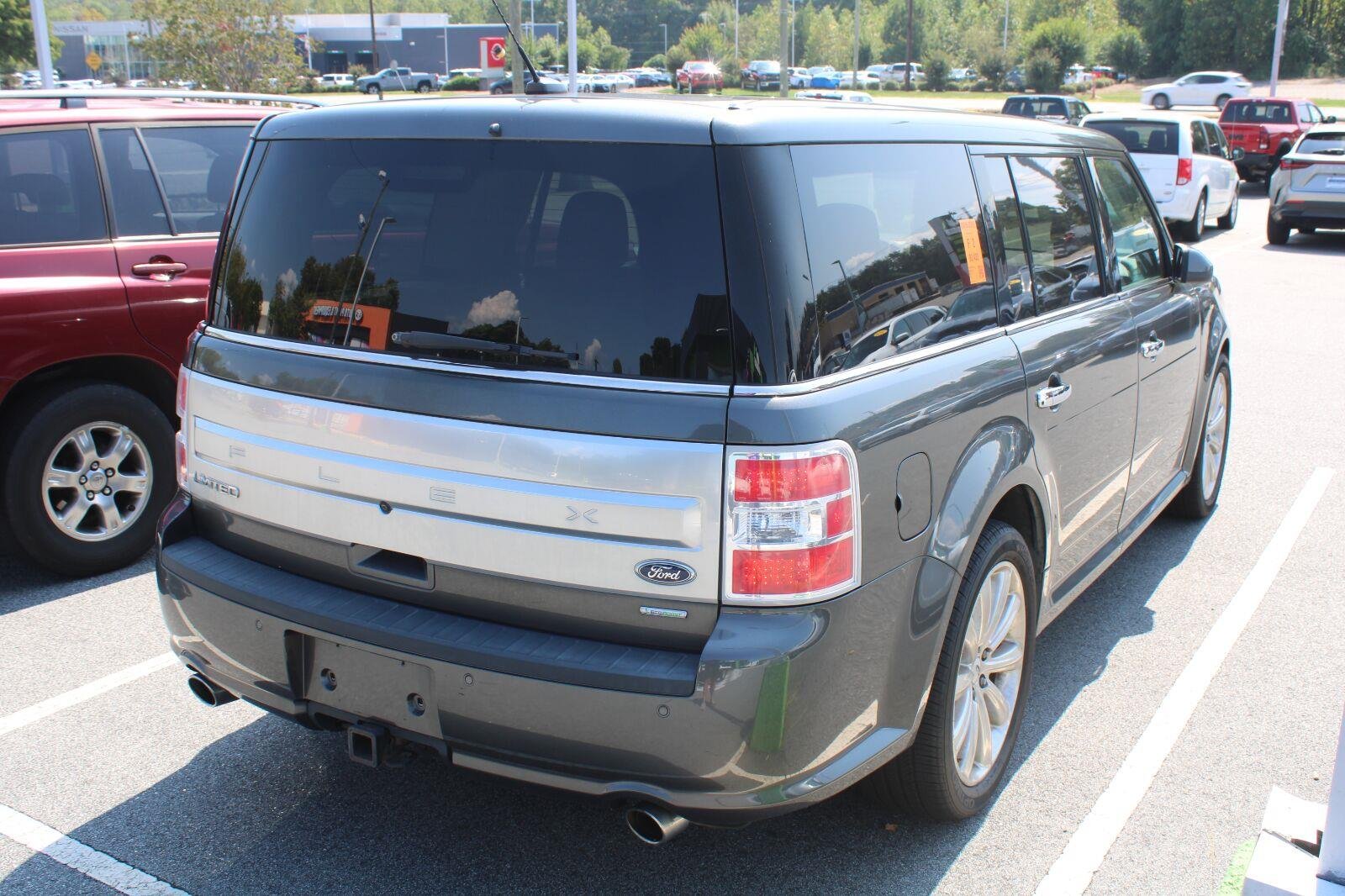 Used 2019 Magnetic Ford Limited image 6