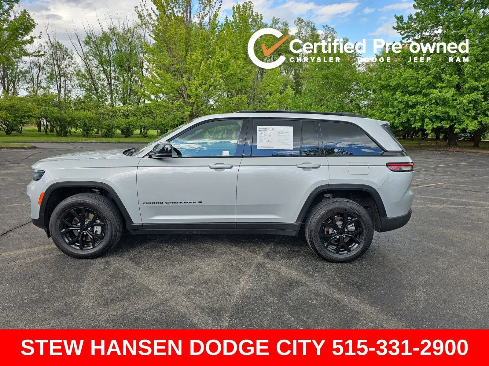 2024 Jeep Grand Cherokee Altitude 4x4's photo