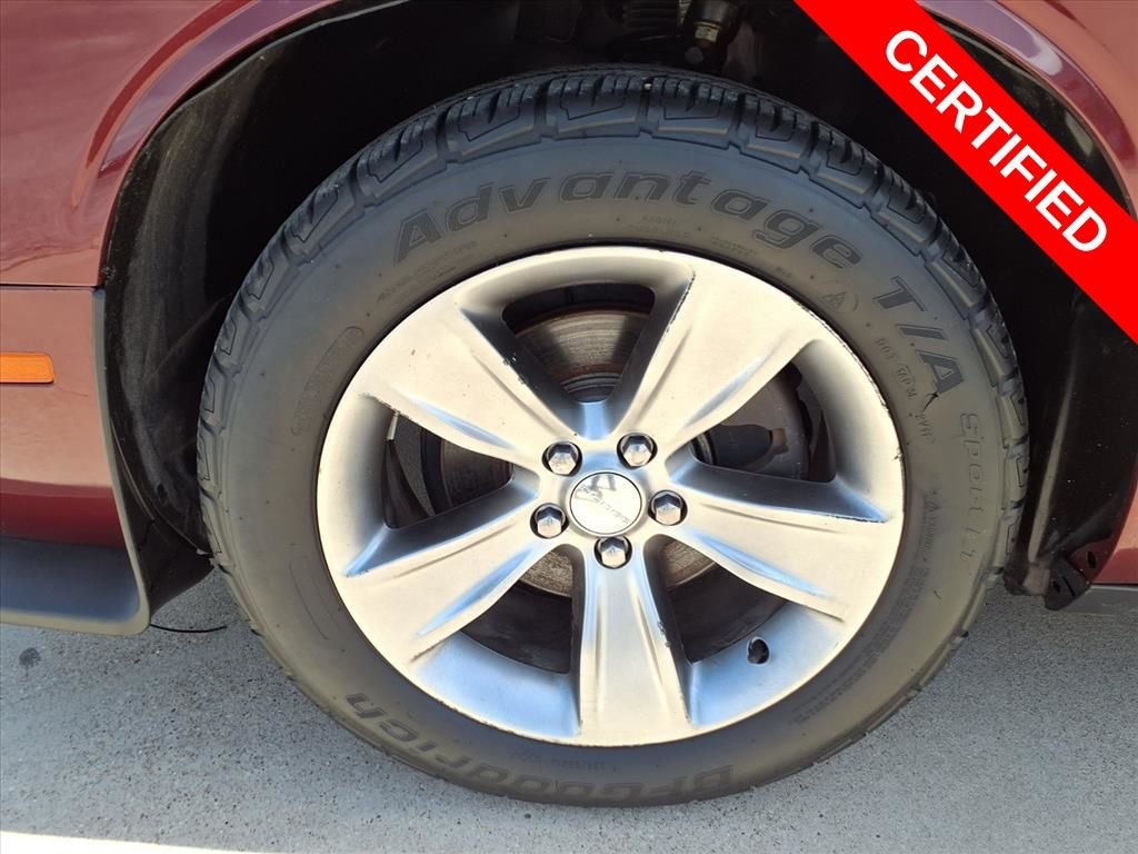 Used 2021 Red Dodge SXT image 8