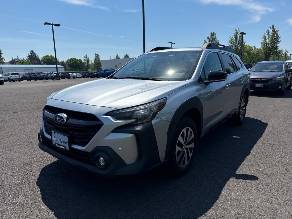 Used 2023 Ice Silver Metallic Subaru Premium image 3