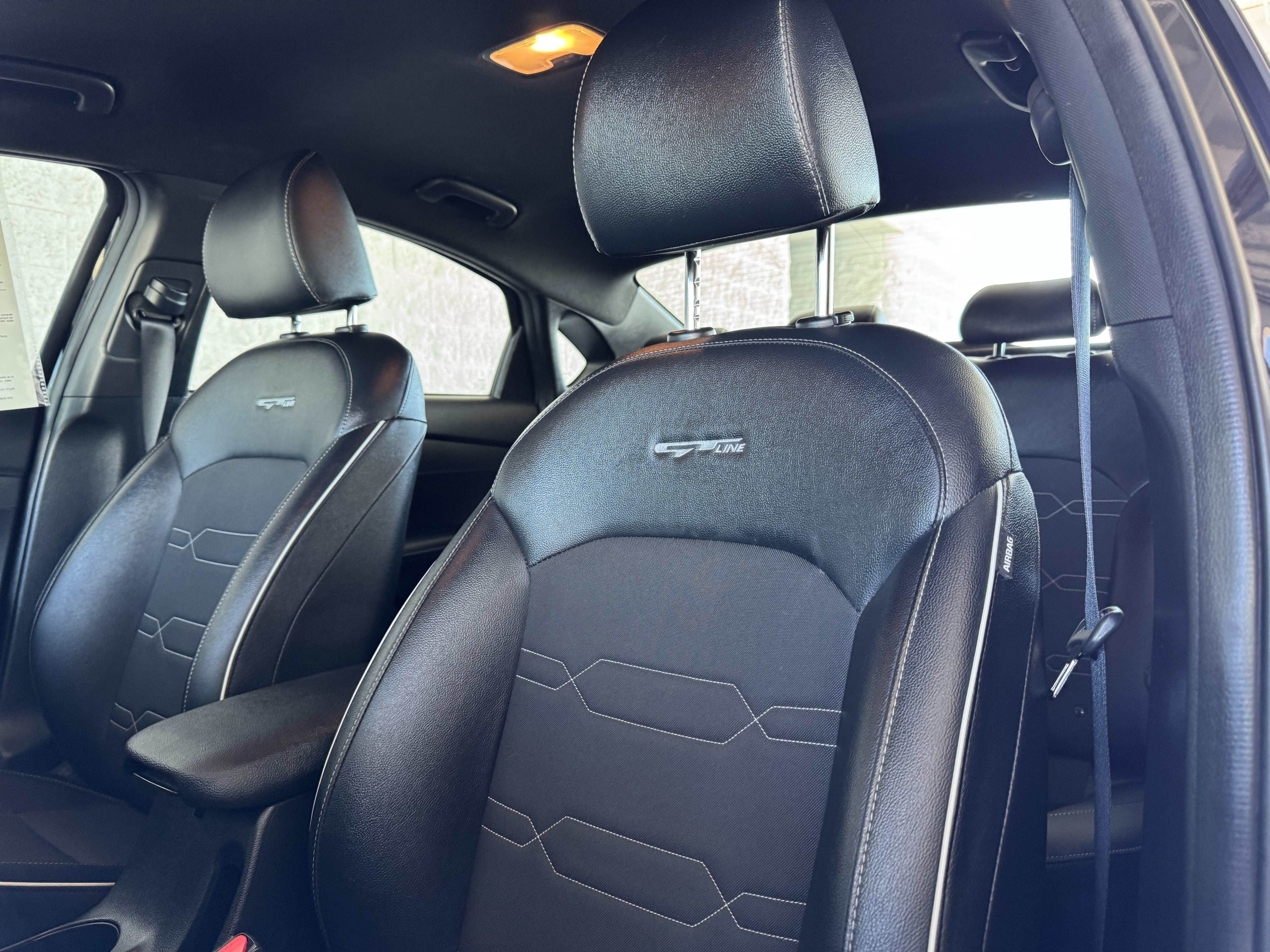 2023 Kia Forte GT-Line - Photo 13
