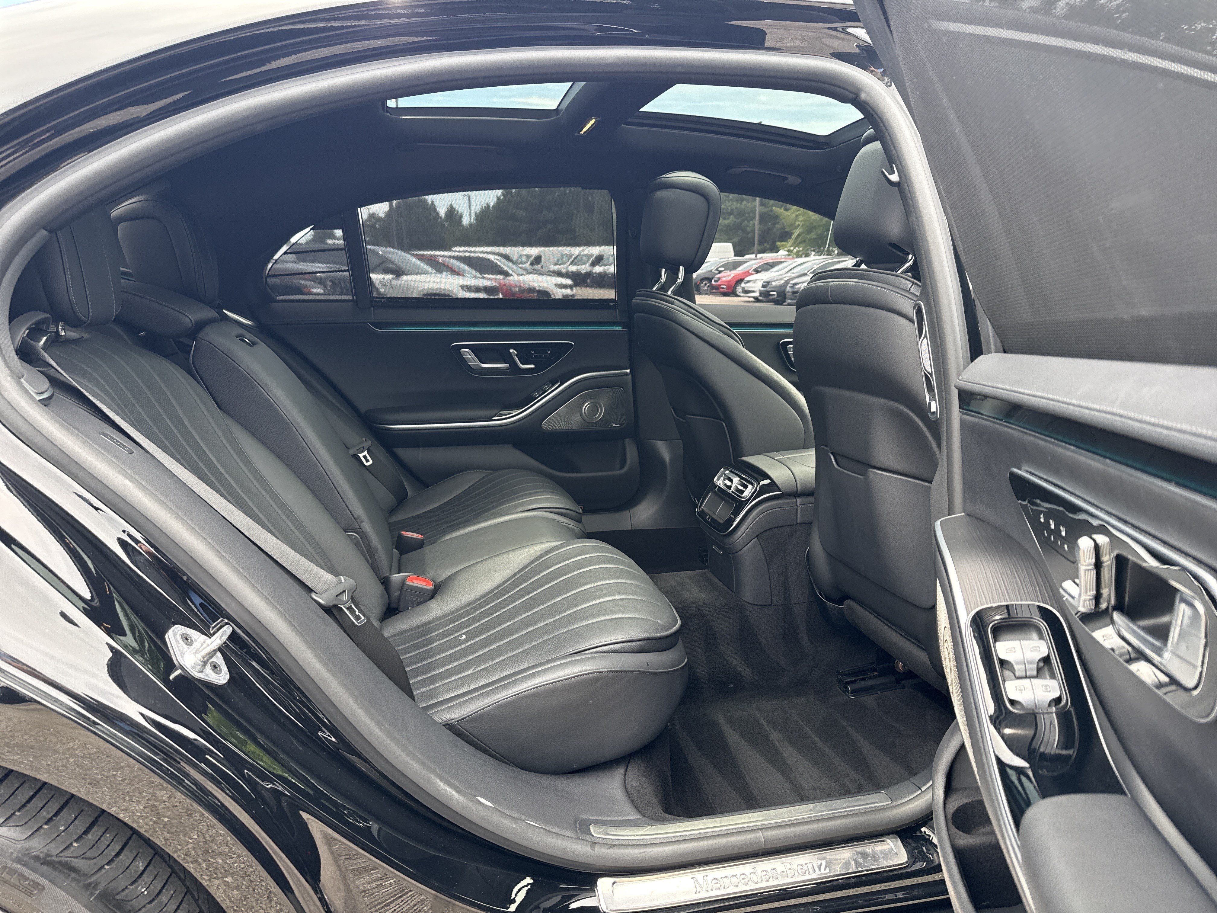 Used 2023 Black Mercedes-Benz S 500 image 15