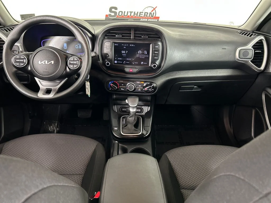 Used 2025 White Kia LX image 18