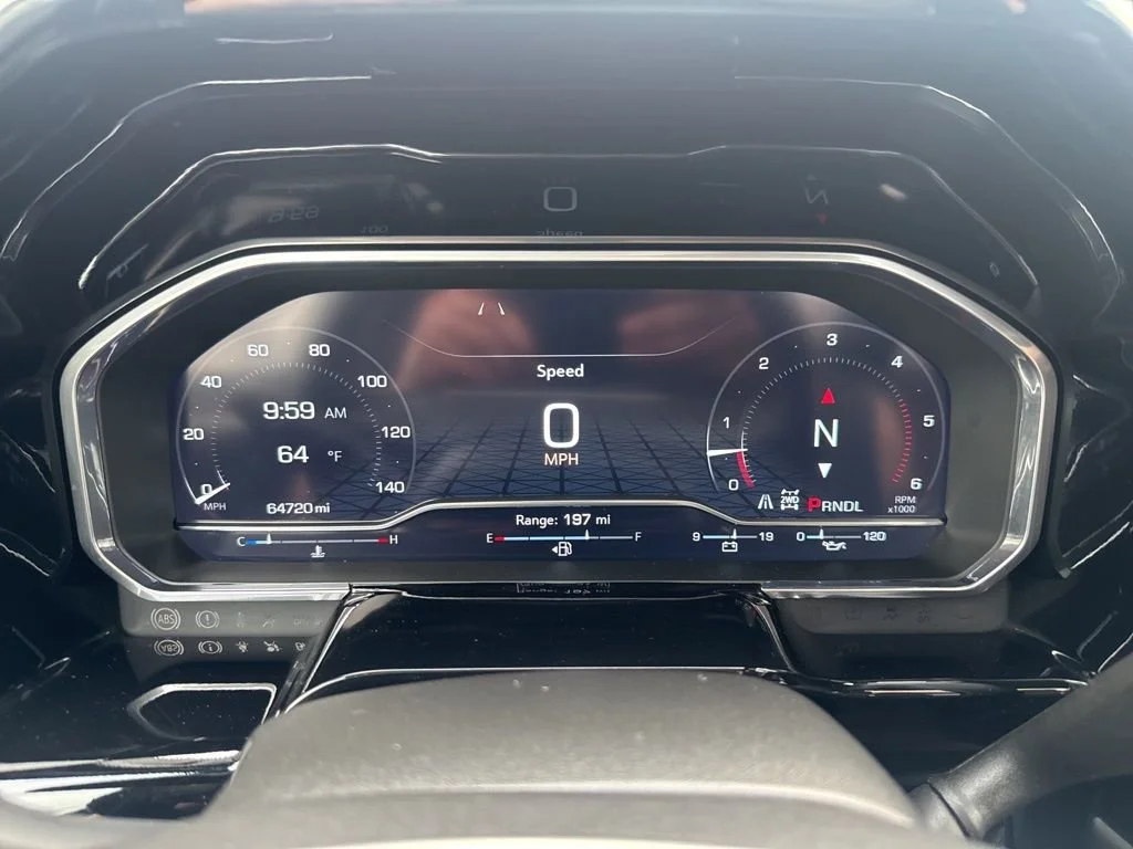 Used 2025 Onyx Black GMC SLE image 35