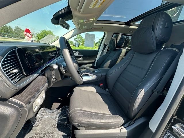 Used 2026 Black Mercedes-Benz GLS 450 image 16