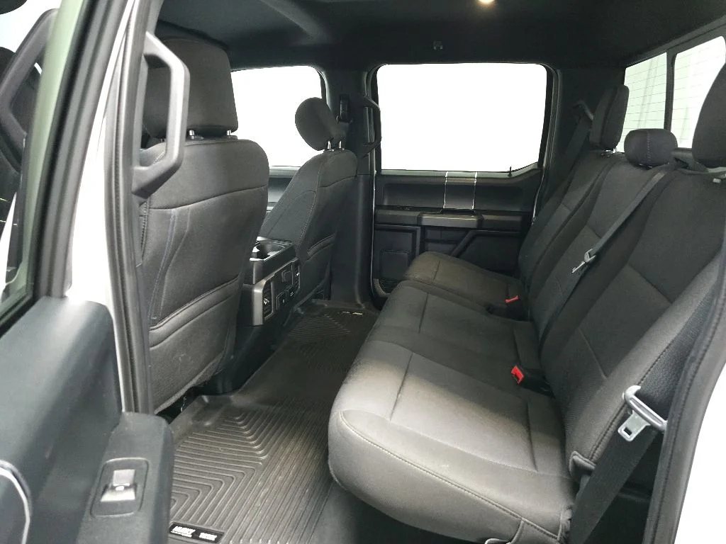 Used 2020 White Ford XLT image 31