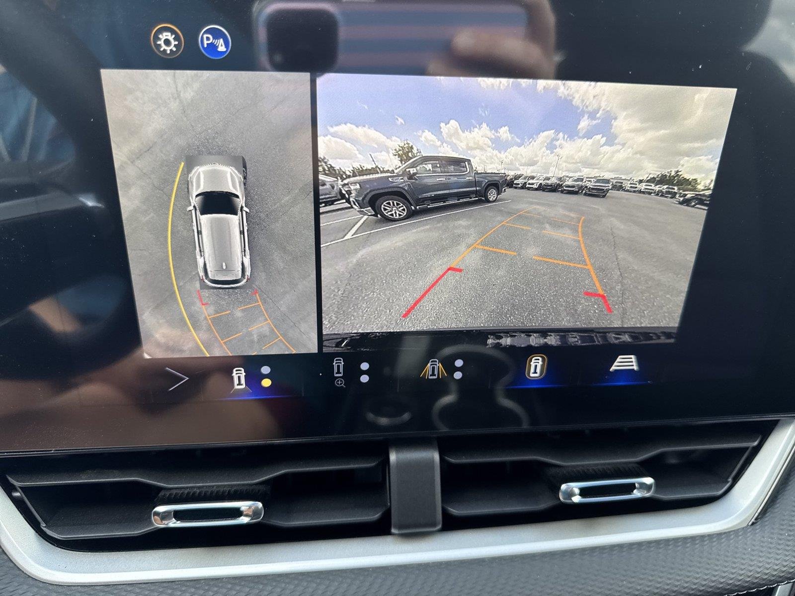 New 2026 Mosaic Black Metallic Chevrolet LT image 26