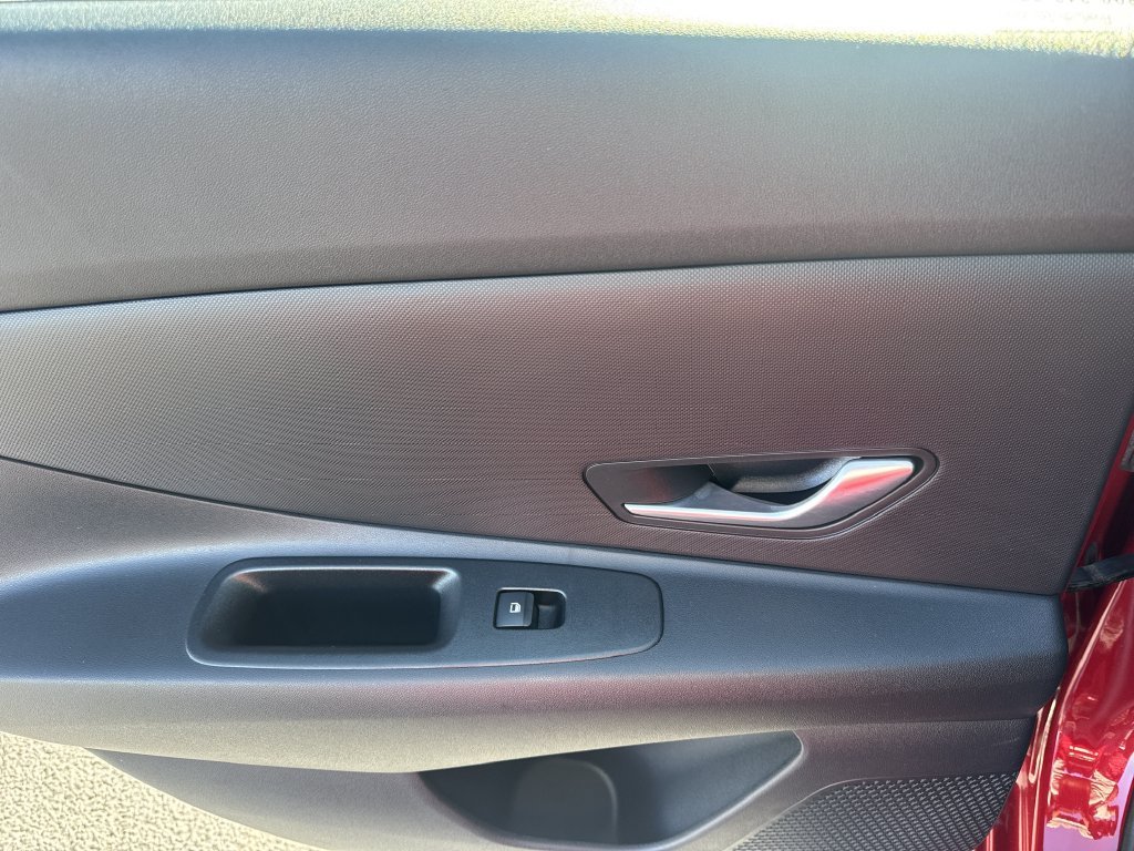 Used 2025 Red Hyundai SE image 21