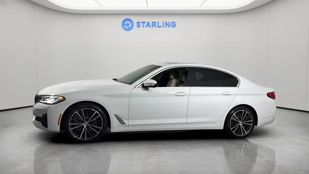 Used 2021 White BMW 530i image 3