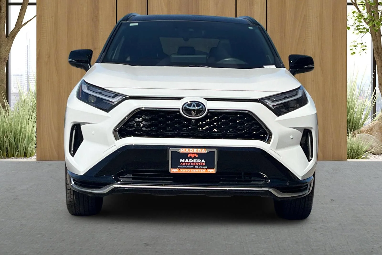 Used 2025  Toyota XSE image 9