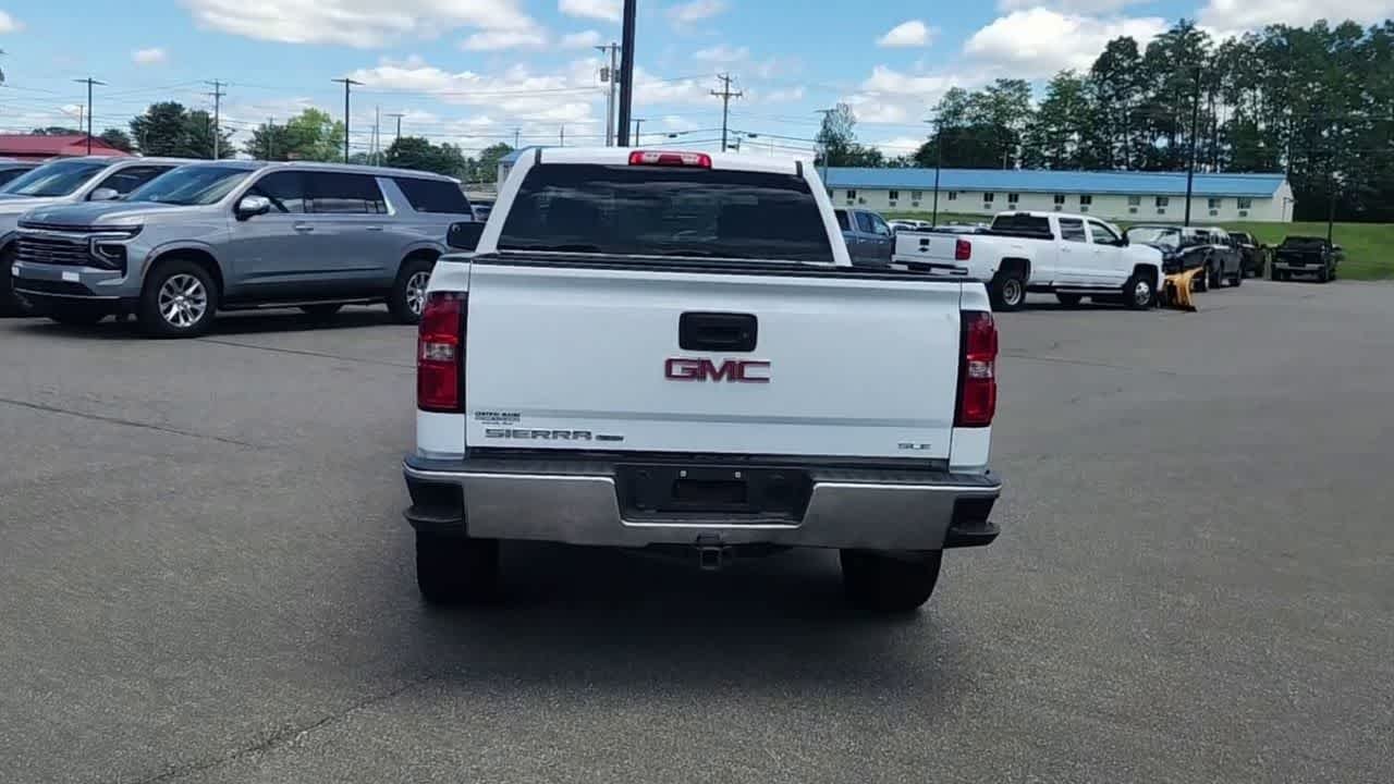 Used 2019 Summit White GMC SLE image 7