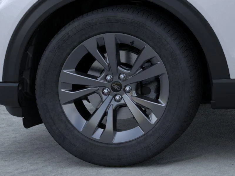 New 2026 Space White Ford Active image 4