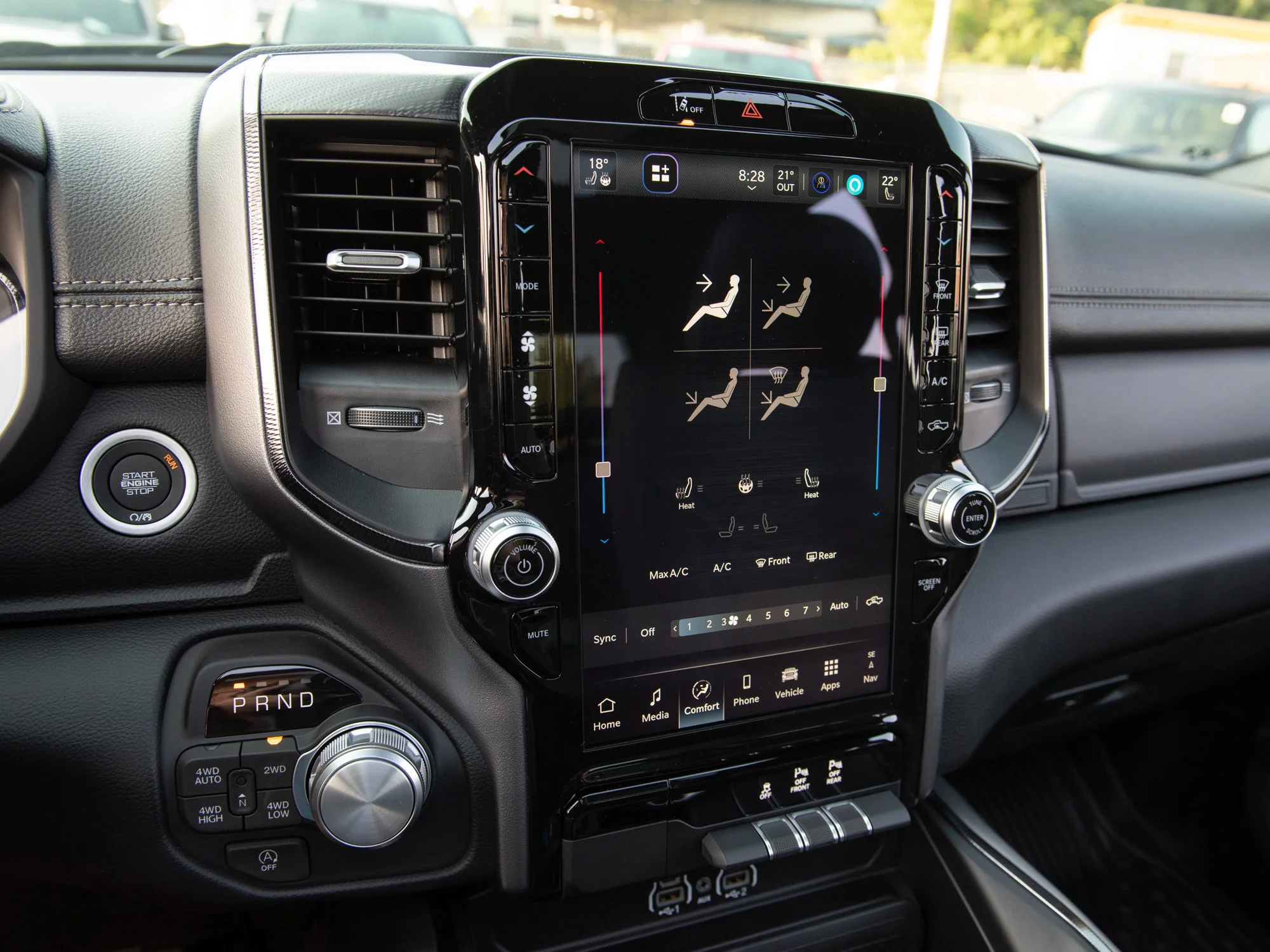 New 2026 Black RAM Sport* Crew Cab 4x4, Panoramic Sunroof, Heated Seats/Wheel, Alpine Audio image 19