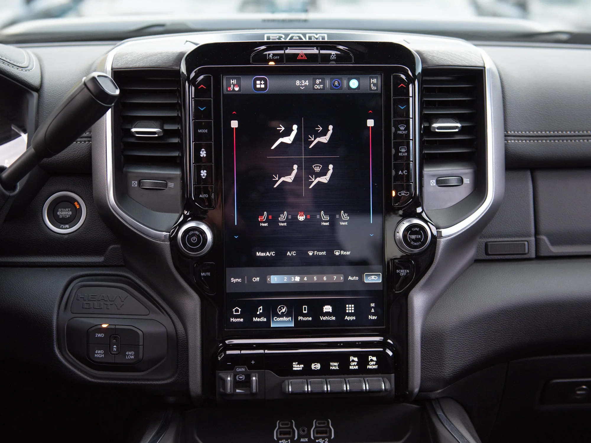 New 2026 Black RAM Laramie Night* Mega Cab 4x4, Max Tow Pkg, Sunroof, Heated/Ventilated Leather image 18