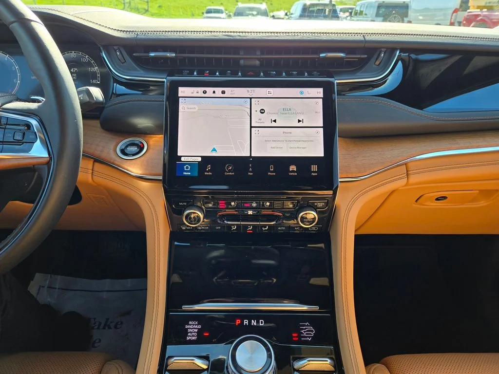 Used 2024 Black Jeep Summit image 23
