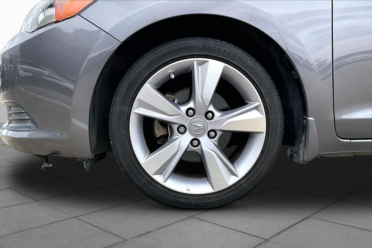 Used 2015 Modern Steel Metallic Acura  image 9
