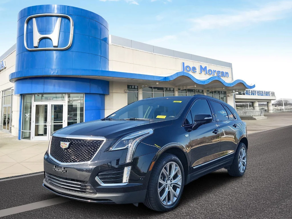 Used 2020 Stellar Black Metallic Cadillac Sport image 2