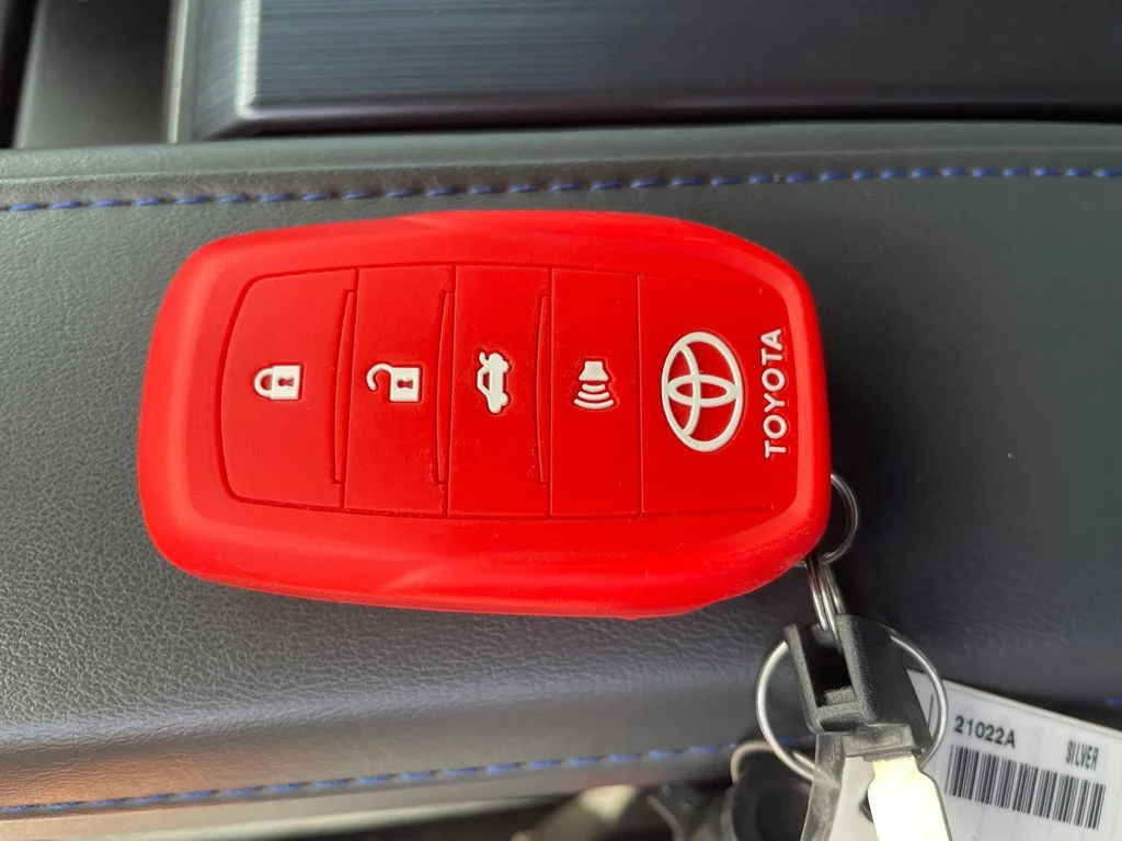 Used 2024 Silver Toyota Platinum image 29