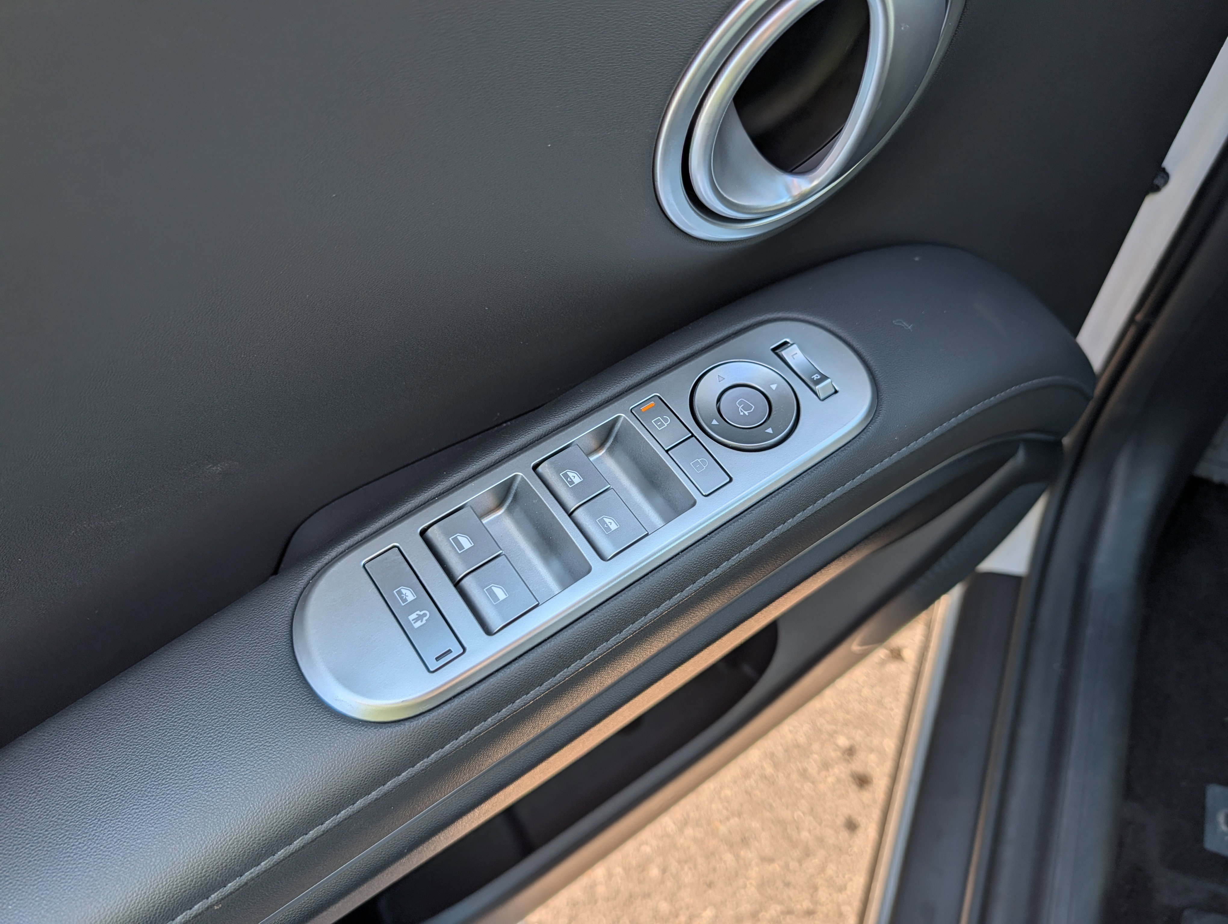 2026 Hyundai Palisade Limited - Photo 19