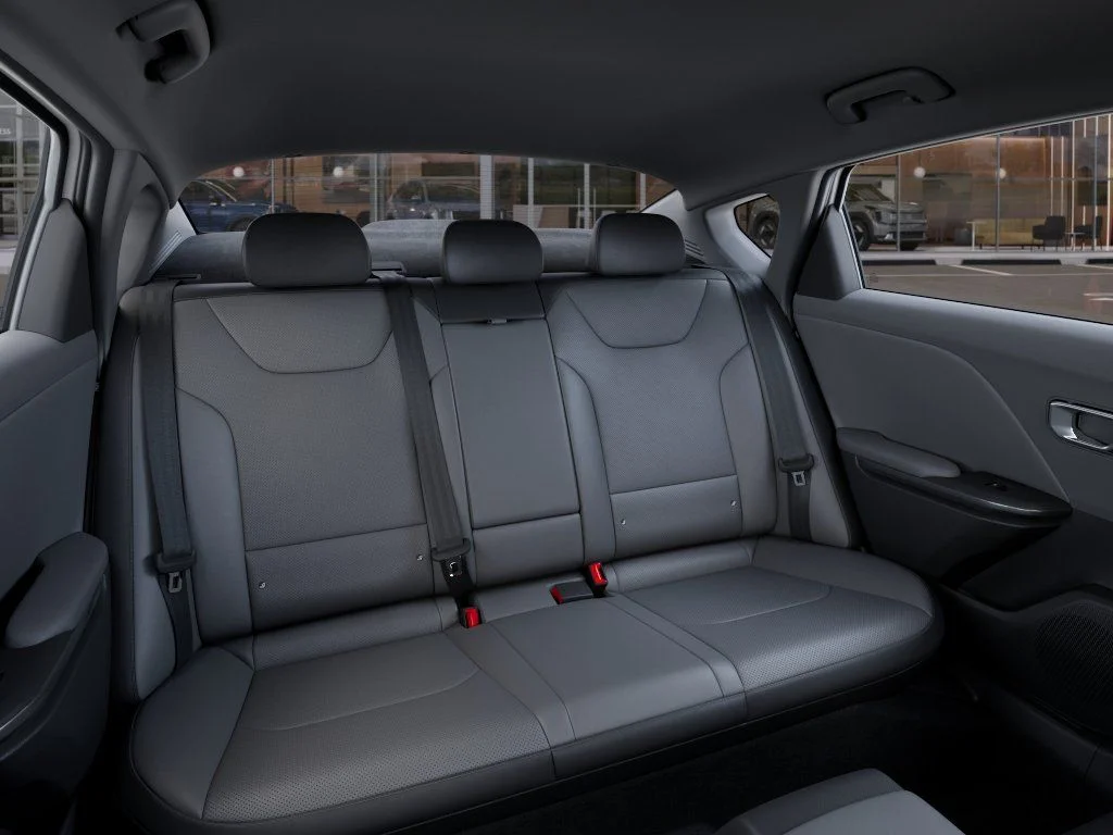 New 2026 Snow White Pearl Kia EX image 16