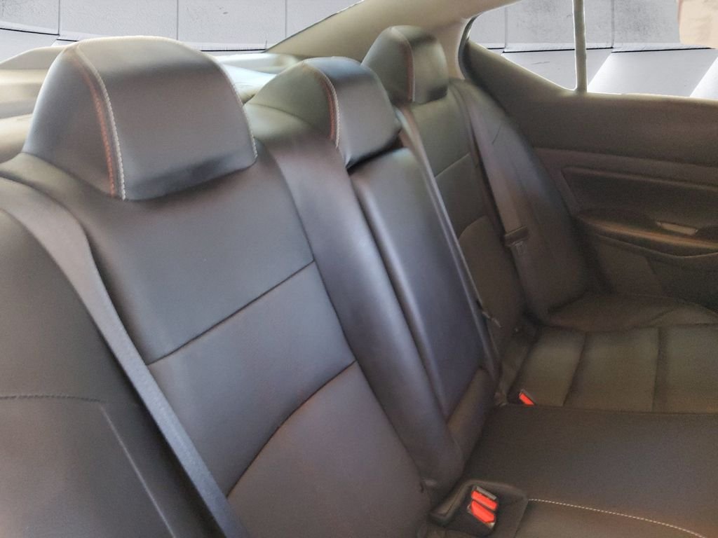 Used 2024 Black Nissan 2.5 SR image 16
