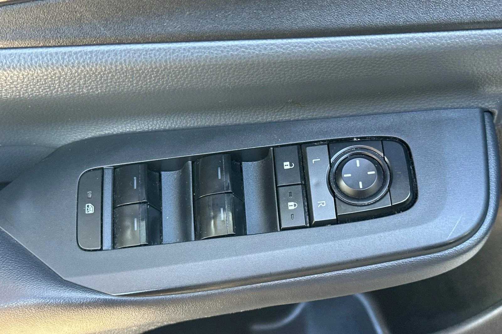 Used 2023 Beige Toyota LE image 19