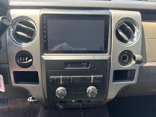 Used 2010 Silver Ford XLT image 16