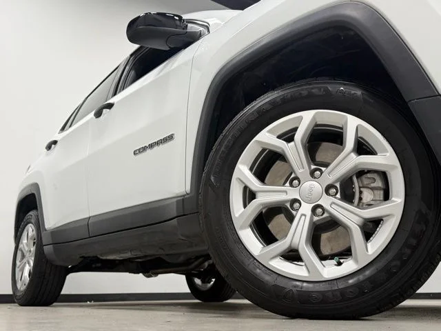 Used 2024 White Jeep Sport image 3