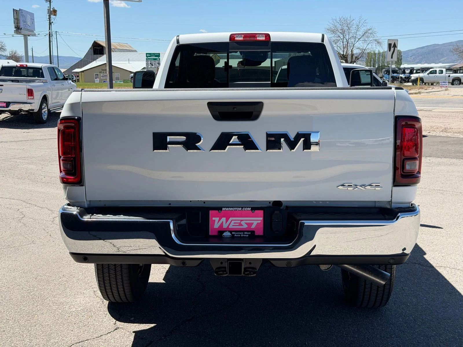 New 2026 Bright White Clear-Coat Exterior Paint RAM Tradesman image 8