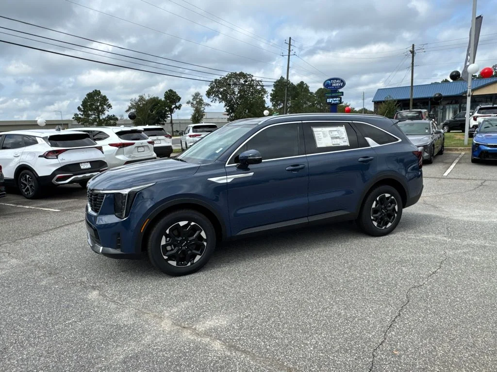 2025 Kia Sorento S - Photo 7