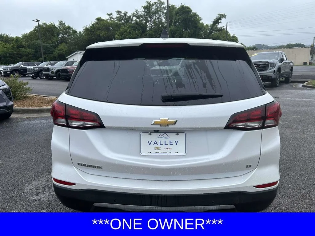 Used 2022 Iridescent Pearl Tricoat Chevrolet LT image 5